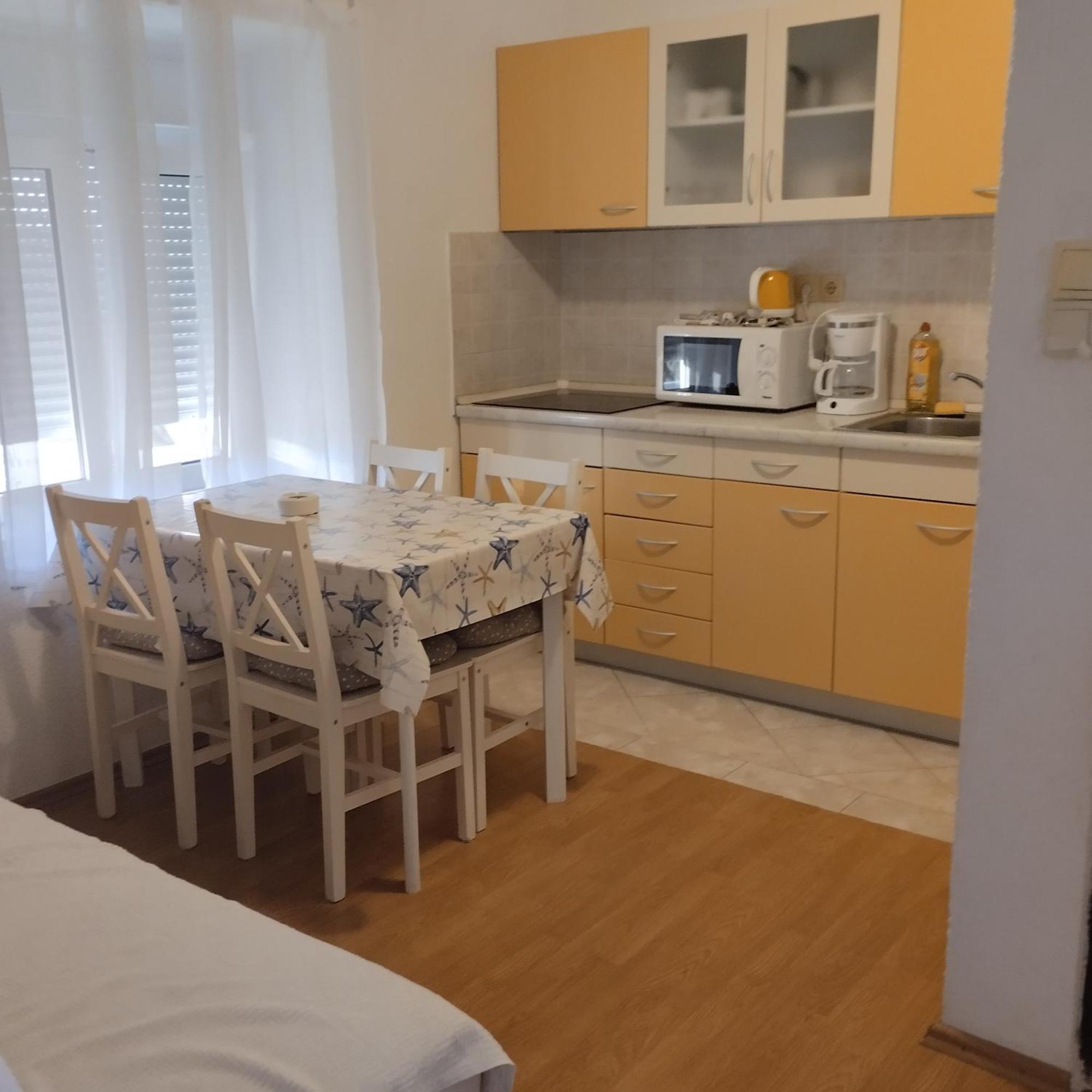 Apartmani Gero Lopar Exteriör bild