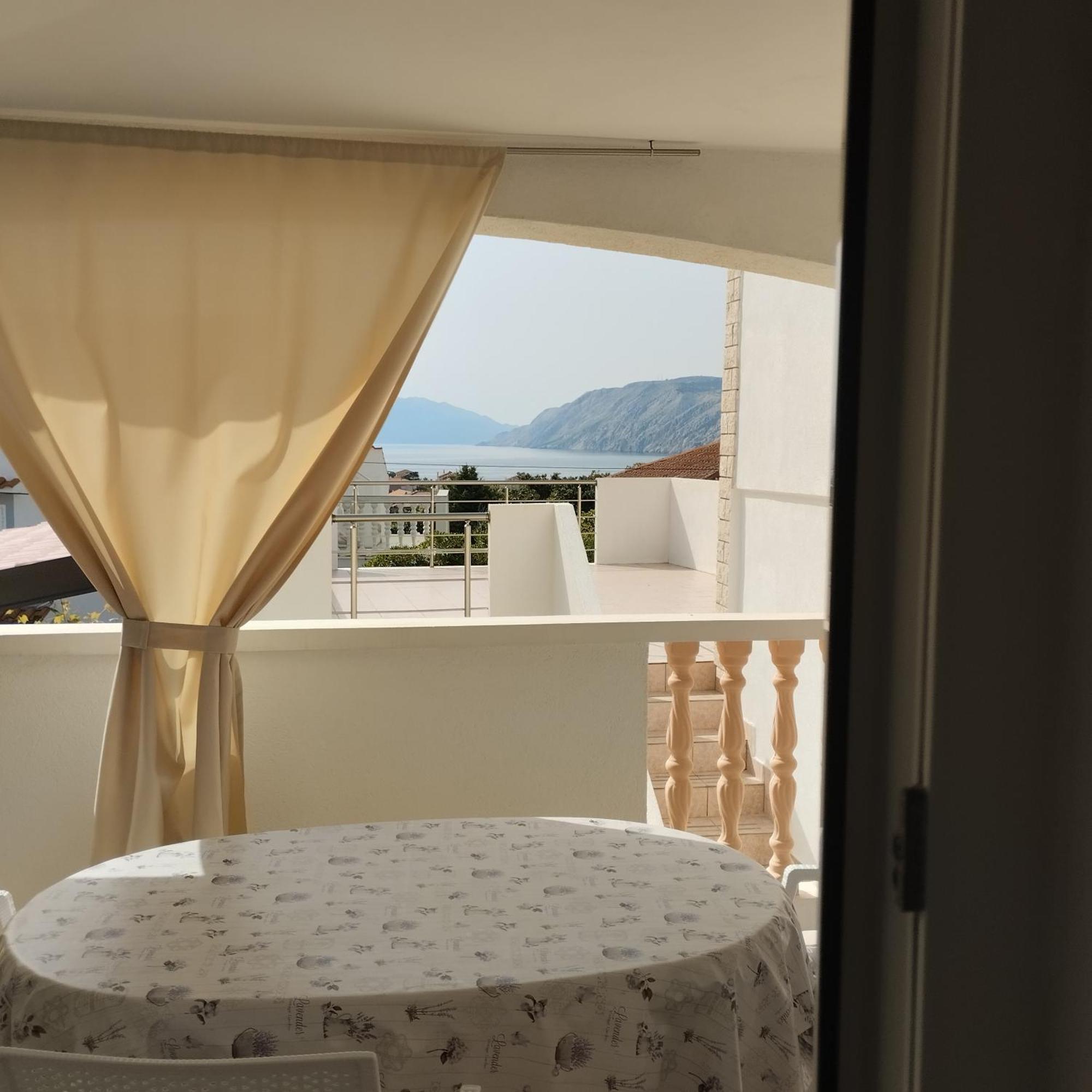 Apartmani Gero Lopar Exteriör bild