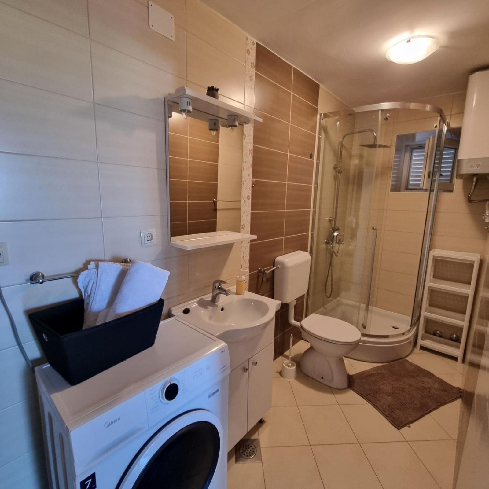 Apartmani Gero Lopar Exteriör bild